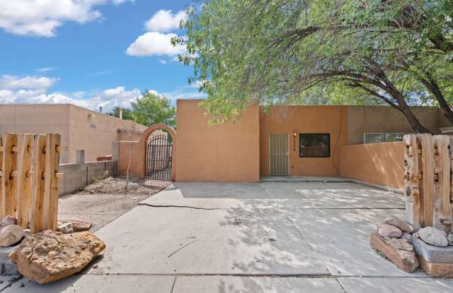 Photo of 1178 Calle Madera