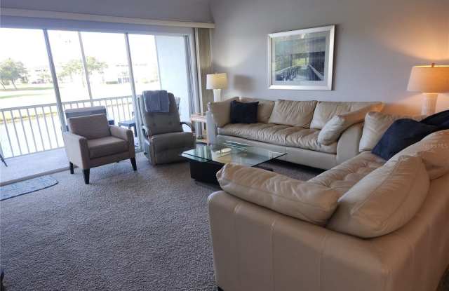 6606 PINEVIEW TERRACE