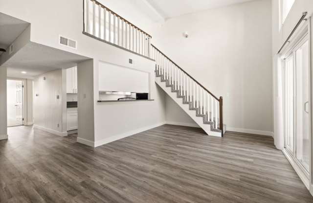 Photo of Chatsworth Plaza