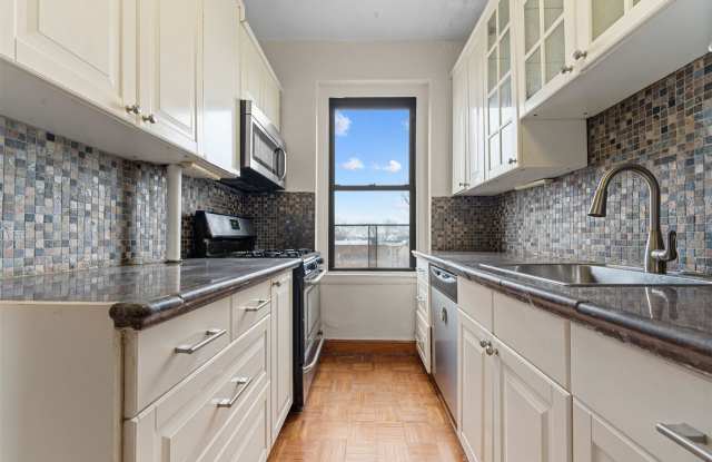 21-38 35th Street