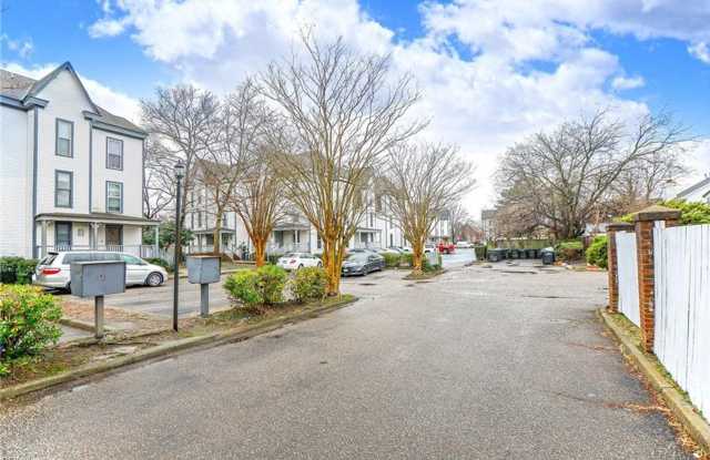 Photo of Updated 2 Bedroom Unit!