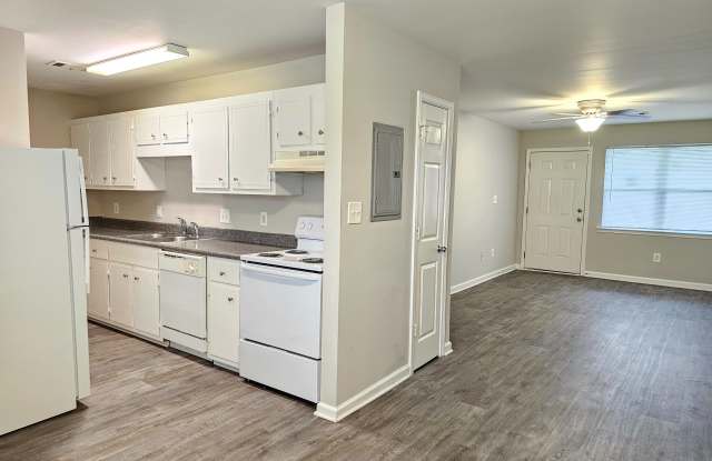 Photo of Stonegate Apartments