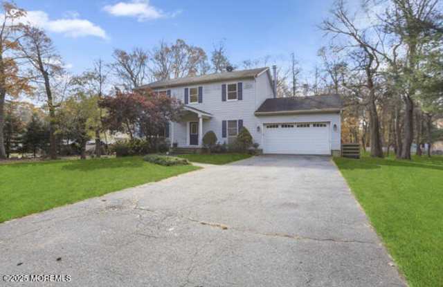 1045 Farmingdale Road