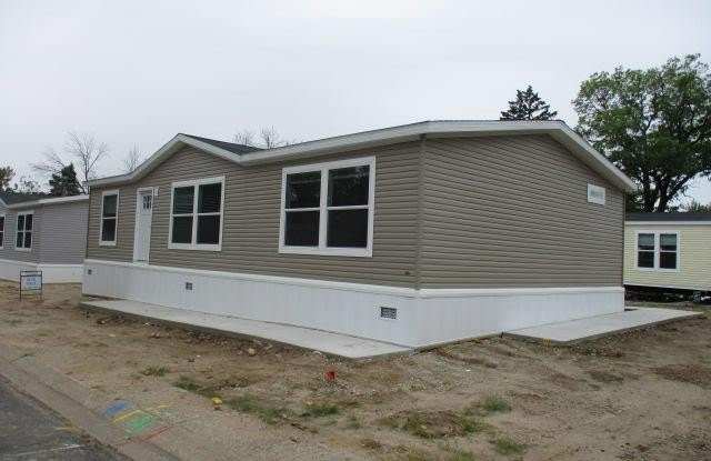 12585 Gavotte Avenue