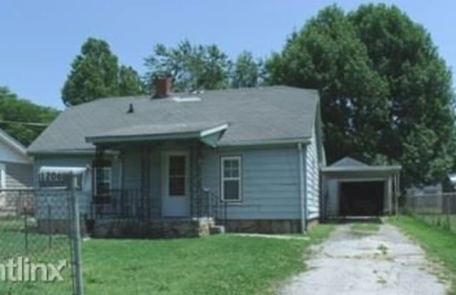 1206 N Clifton Ave - 1206 North Clifton Avenue, Springfield, MO 65802