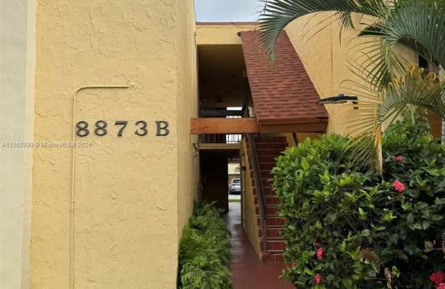 8873 Fontainebleau Blvd