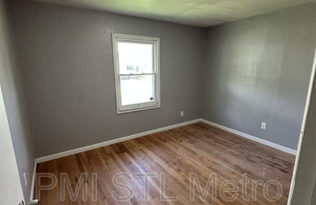 10523 Prestwick Drive