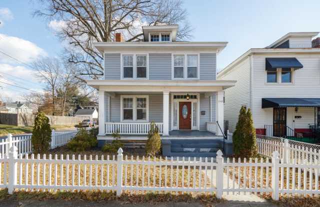 Photo of Spacious Corner-Lot Home on Carolina Ave