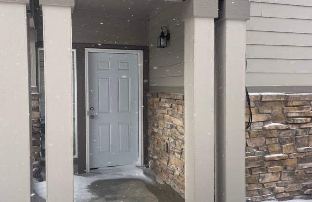 Monument remodeled townhome