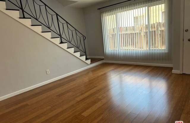 12648 Ramona Ave