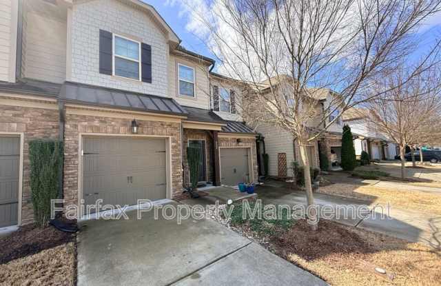 212 Ellsworth Manor Dr