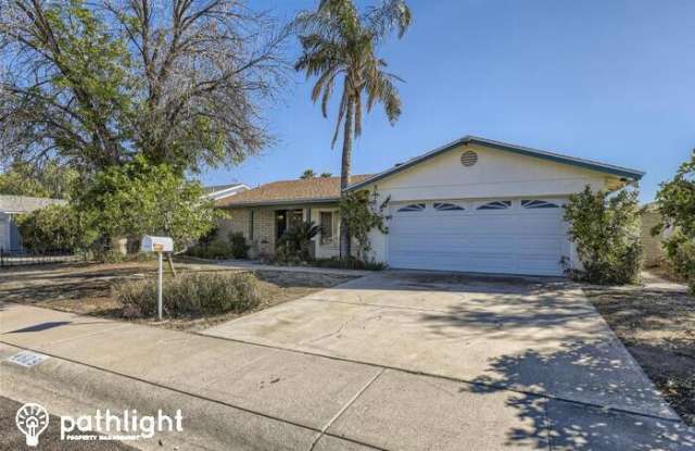 4809 West Cochise Drive