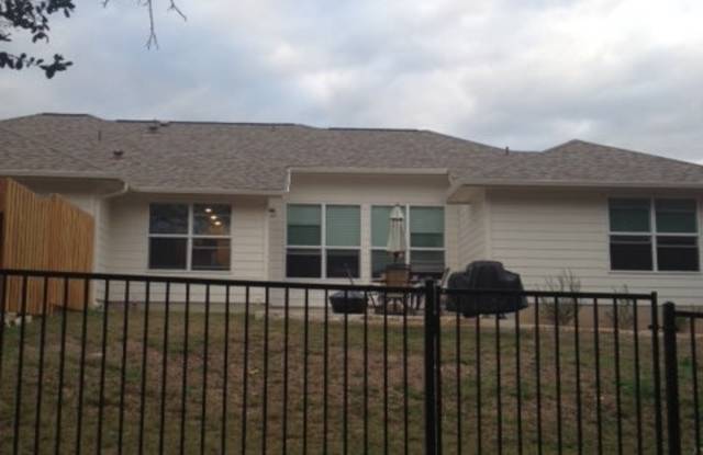 414 Sailmaster Street