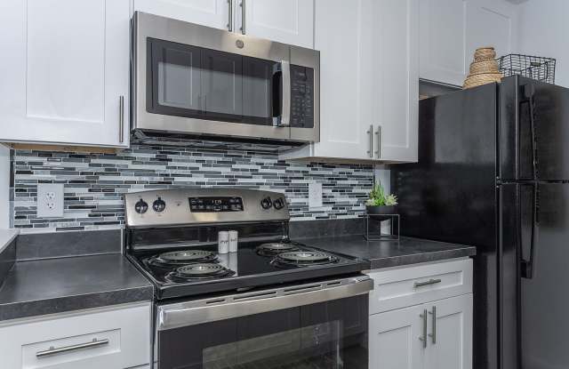 Galbraith Pointe Apartments and Townhomes