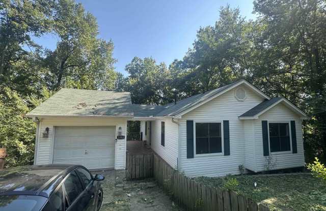 5900 Foxboro Drive