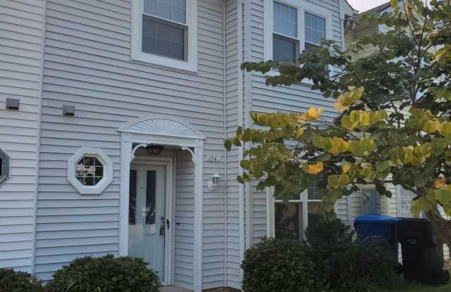 Photo of 2 Bedroom Townhouse in Great Neck