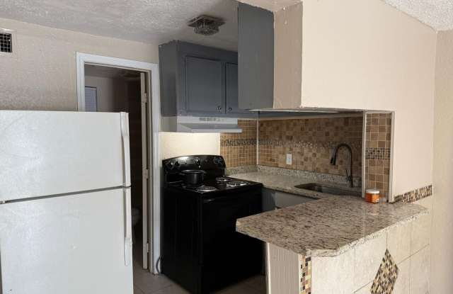 Photo of 4570 Transport Road A-C