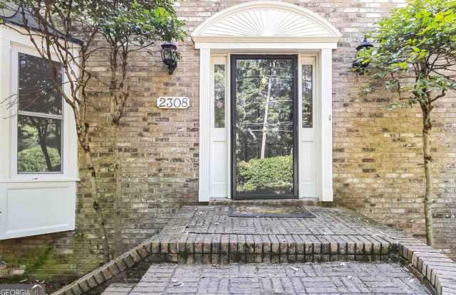 2308 Defoors Ferry Road NW