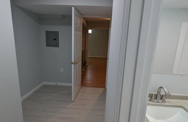 12587 Cricket Lane