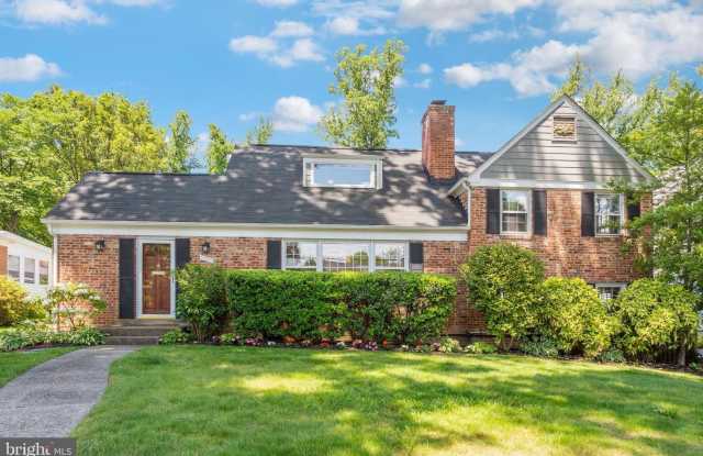 5705 RIDGEFIELD RD