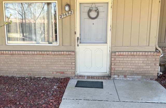 Adorable Condo for Rent in Warren