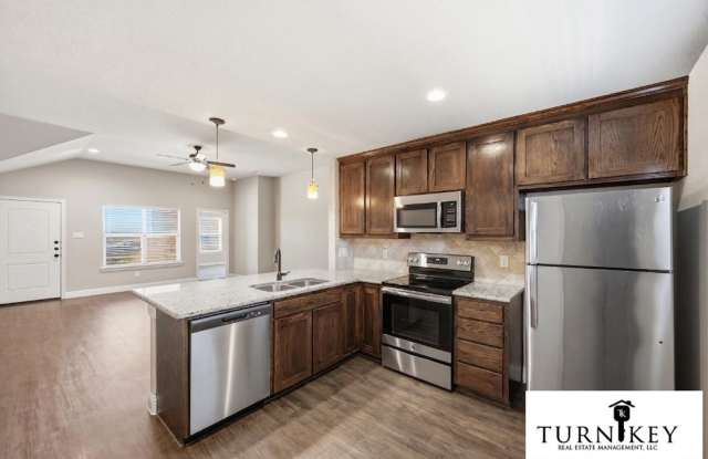 1325-1329 White Sand Dr.