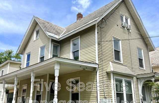 21 Lafayette Place - 1