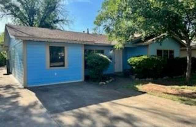 1345 S Pioneer Drive