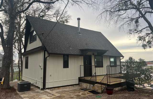 Photo of 2331 Live Oak Circle