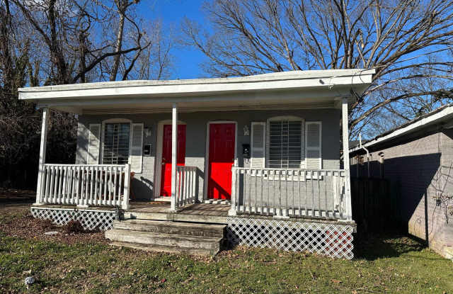 2 bed duplex w Laundry, Yard, Parking, HVAC Easy commute to anywhere in town - 2813 Barry Street, Richmond, VA 23225