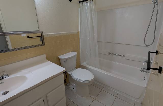 2204 Campus Drive #2