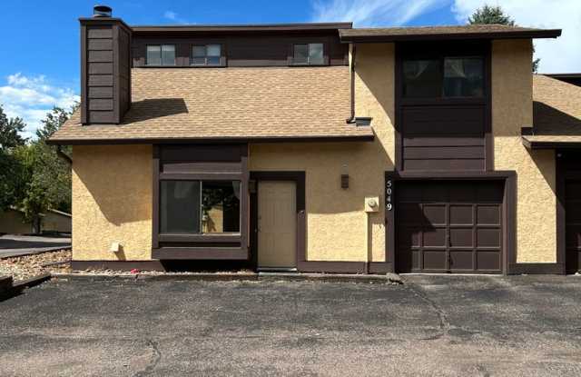 Photo of Two Bedroom 2 Bath Townhome In Rainbow Harbour Subdivision