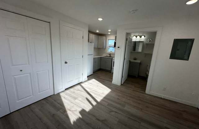 Private Studio Apartment for Rent