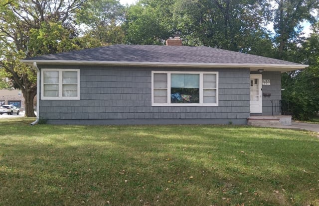 103 N Wilmoth Ave - 103 North Wilmoth Avenue, Ames, IA 50014