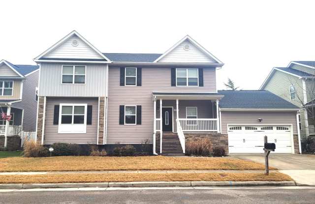 Stunning 4 Bedroom, 2.5 Bath Home Just 3 Blocks to Chesapeake Bay