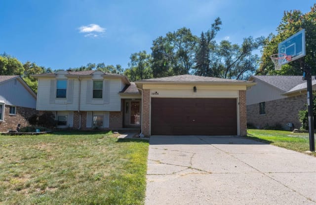 12114 Volpe - 12114 Volpe Drive, Sterling Heights, MI 48312