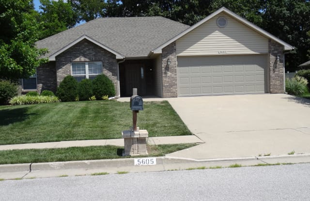 5605 SANDROCK DR - 5605 Sandrock Dr, Columbia, MO 65202