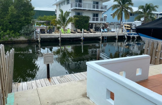 559 49th Street Ocean - 559 49th Street Ocean, Marathon, FL 33050