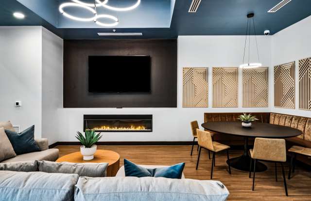 Photo of Union at Roosevelt I and II