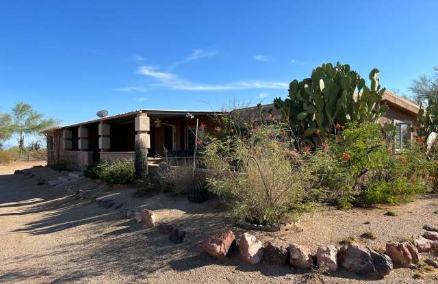 Photo of Rental home with horse stables, Rare!