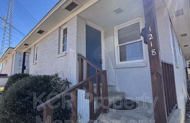 1218 North D Street - 1218