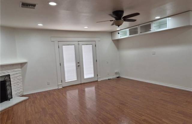 23376 Hartland Street