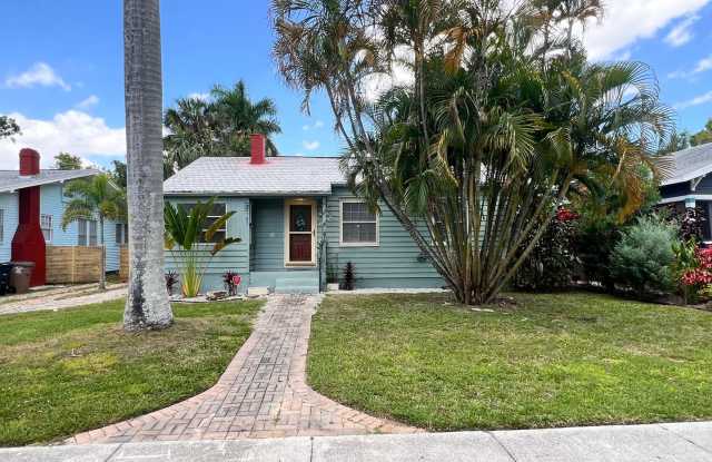 2727 Michigan Ave. Fort Myers - Charming Historic Home: Modern Comforts, Prime Location! photos photos