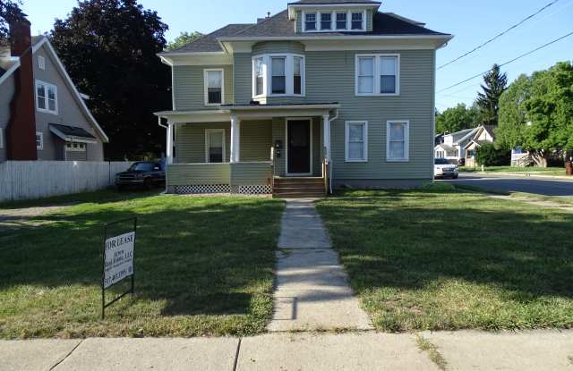 783 W Maumee St