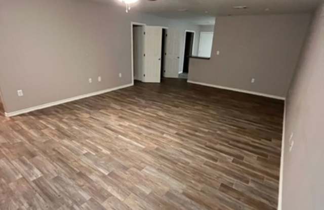 Nederland Ave Townhomes