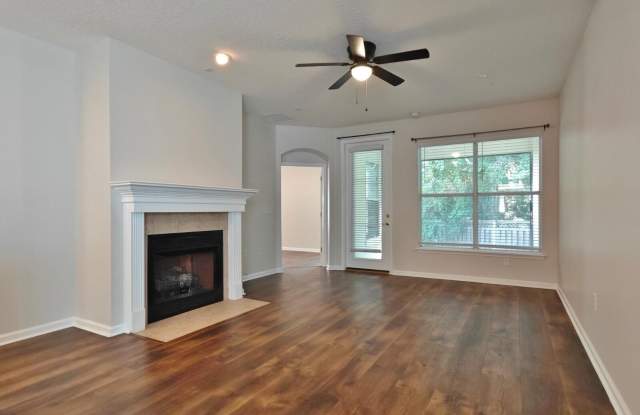 268 SILVER GLEN Avenue