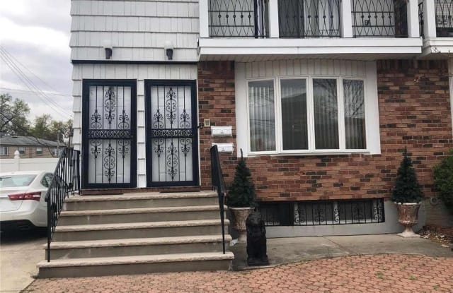 15-98 208 Place - 15-98 208th Place, Queens, NY 11360