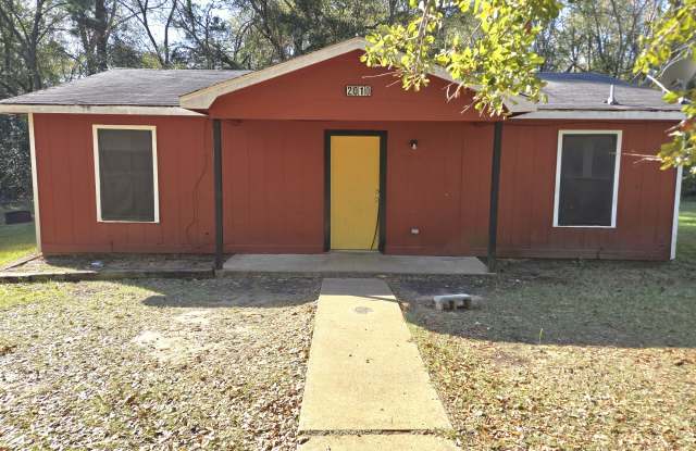 Photo of 2010 Railroad St.