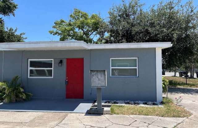 415 W LANCASTER ROAD