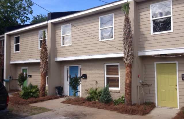 4BR Townhouse Downtown Available August 1st, 2024! - 126 Drake Street, Charleston, SC 29403